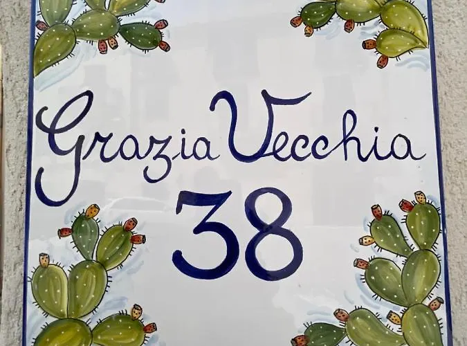 Grazia Vecchia 38